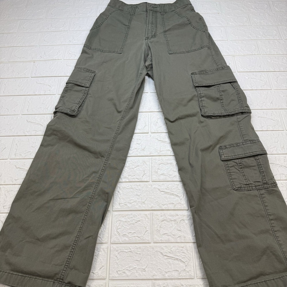 Hollister Women’s Green Solid ultra High Rise Baggy Fit Cargo Pants Size 26-R